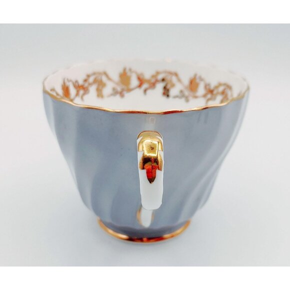 Aynsley Bone China Teacup and Saucer, Gray Swirl - Picture 8 of 13